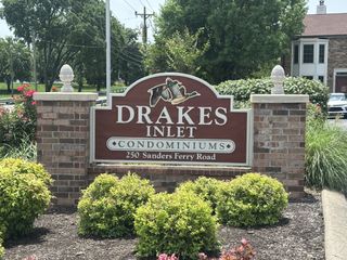 250 Sanders Ferry Rd Apt 34, Hendersonville, TN 37075