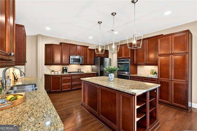 107 Millstone Manor Court, Woodstock, GA 30188