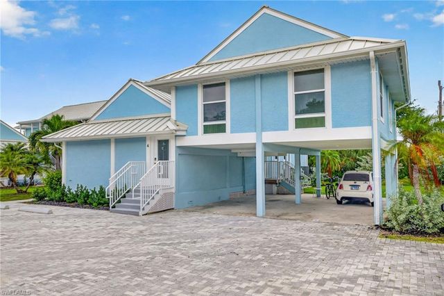 2840 W Gulf DR 4, Sanibel, FL 33957