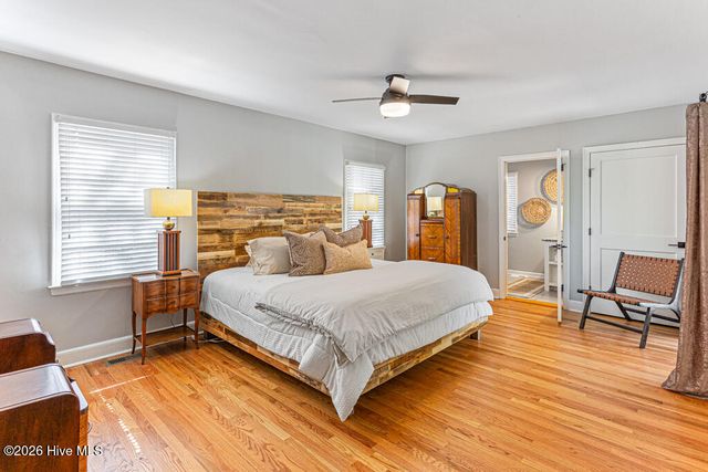 803 N Chestnut Street, Aberdeen, NC 28315