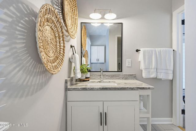 803 N Chestnut Street, Aberdeen, NC 28315