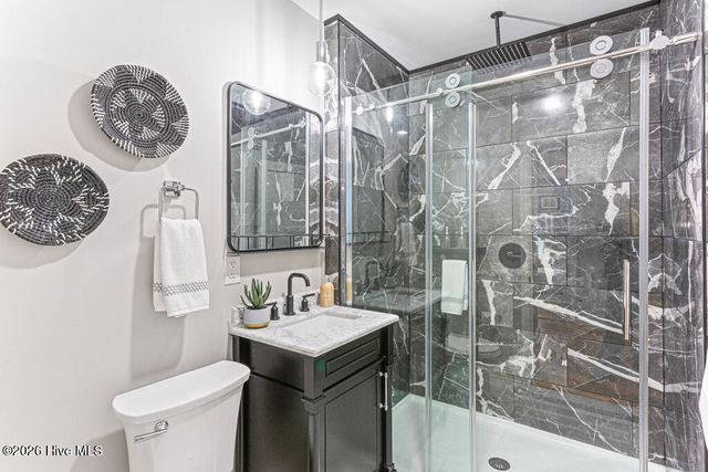 803 N Chestnut Street, Aberdeen, NC 28315