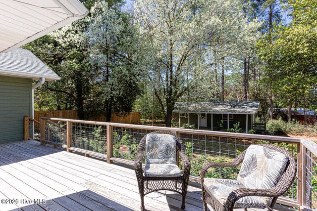 803 N Chestnut Street, Aberdeen, NC 28315