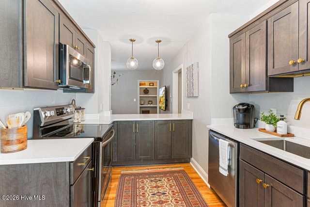 803 N Chestnut Street, Aberdeen, NC 28315