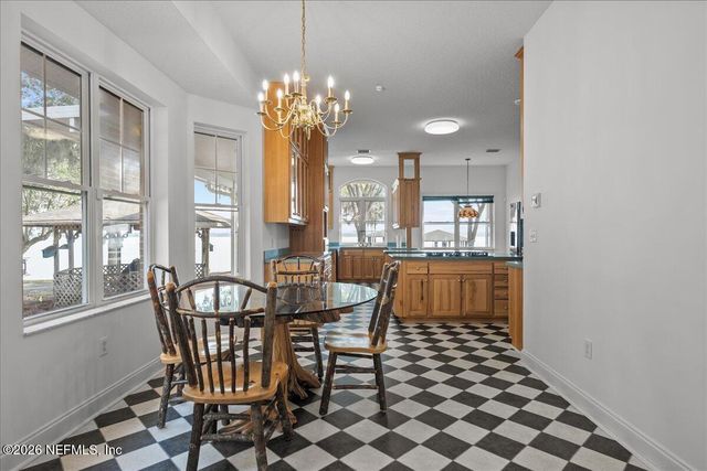 533 W RIVER Road, Palatka, FL 32177