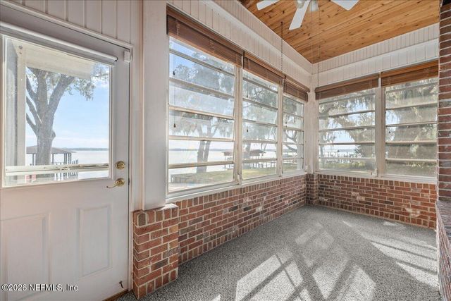 533 W RIVER Road, Palatka, FL 32177