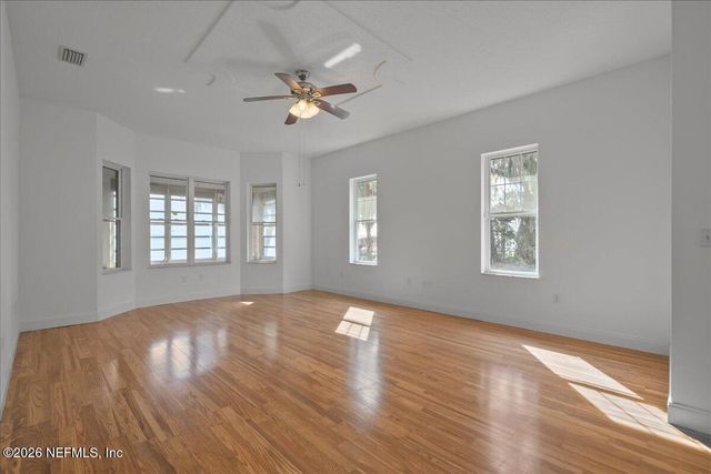 533 W RIVER Road, Palatka, FL 32177