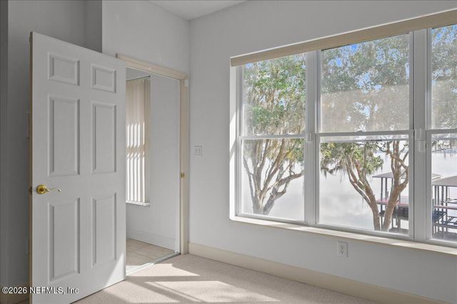 533 W RIVER Road, Palatka, FL 32177