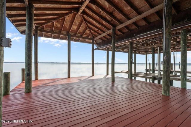 533 W RIVER Road, Palatka, FL 32177