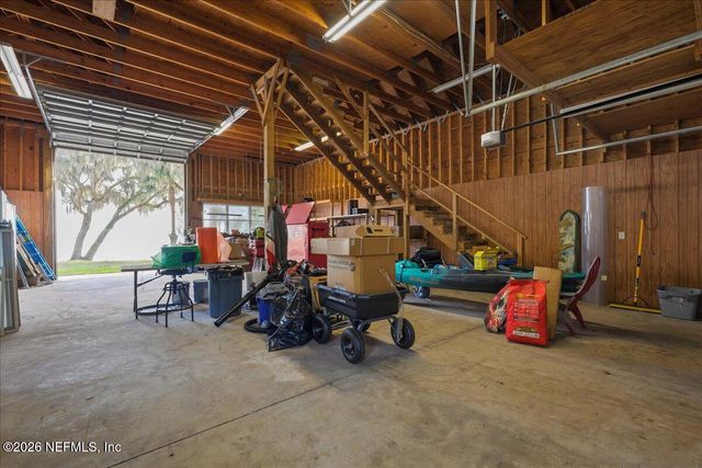 533 W RIVER Road, Palatka, FL 32177