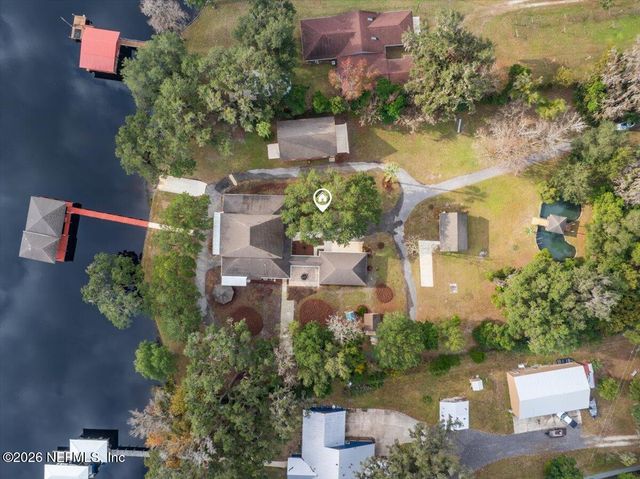 533 W RIVER Road, Palatka, FL 32177