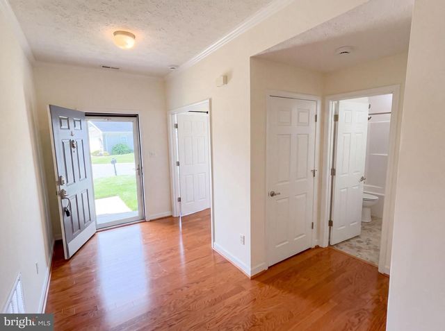 9283 TOURNAMENT DR, Delmar, MD 21875