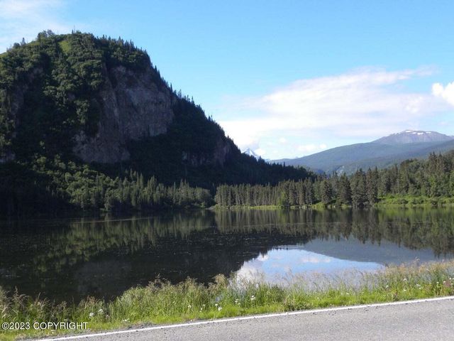 L3 B3 Main Street, Chitina, AK 99566