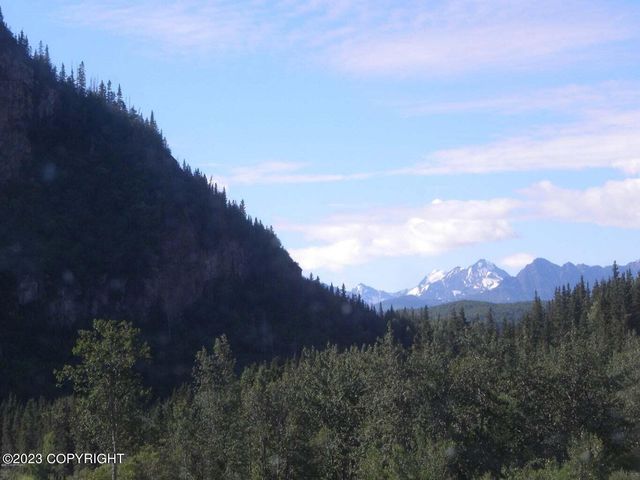 L3 B3 Main Street, Chitina, AK 99566