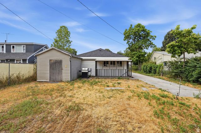 1296 W GILLESPIE AVE, Salt Lake City, UT 84104