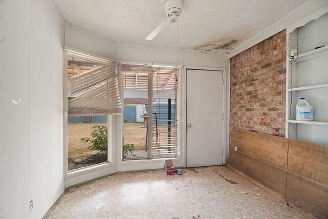 1402 Wood St, Big Spring, TX 79720