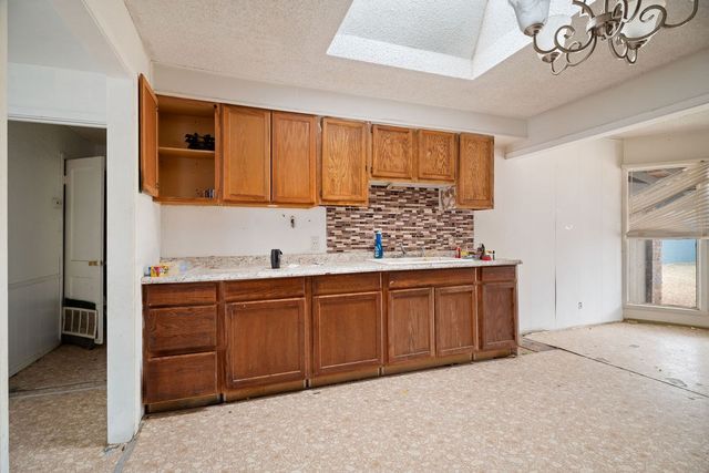 1402 Wood St, Big Spring, TX 79720