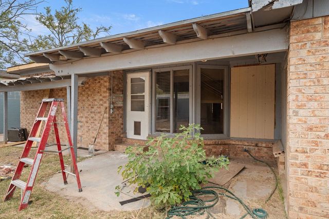 1402 Wood St, Big Spring, TX 79720