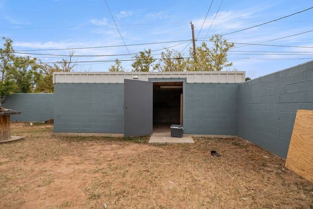 1402 Wood St, Big Spring, TX 79720