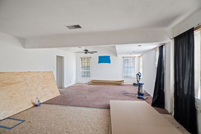 1402 Wood St, Big Spring, TX 79720