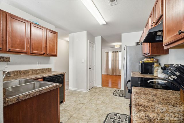 327 Ferrell Avenue, Charlotte, NC 28216