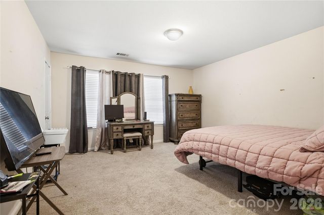 327 Ferrell Avenue, Charlotte, NC 28216