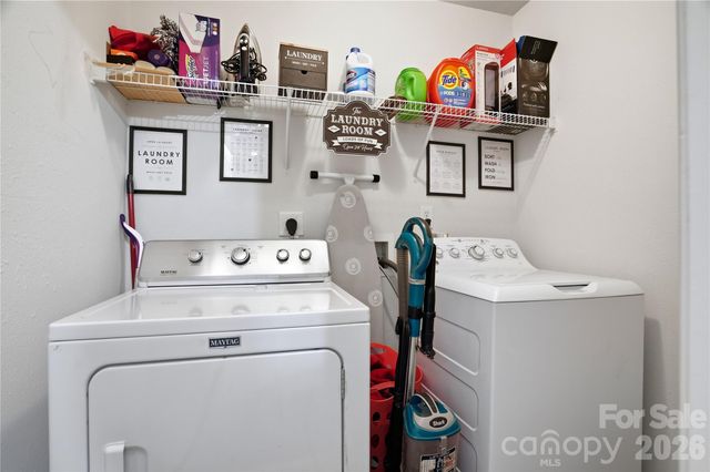 327 Ferrell Avenue, Charlotte, NC 28216