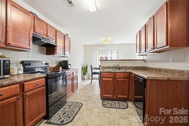 327 Ferrell Avenue, Charlotte, NC 28216