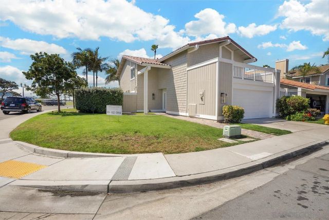 6 Bahama Bnd, Coronado, CA 92118