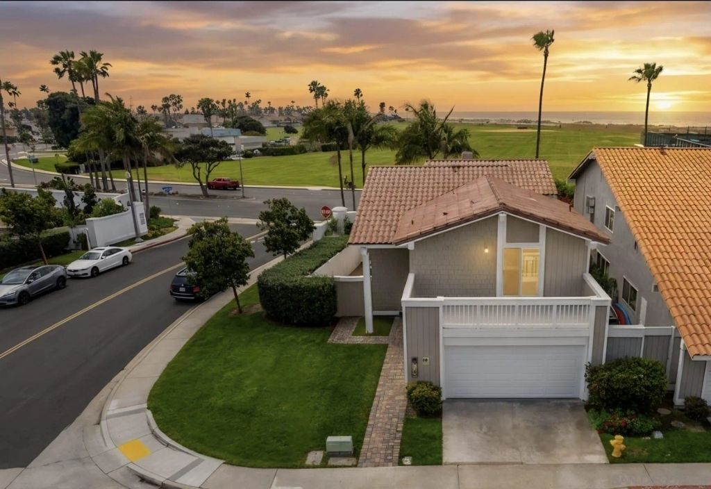 6 Bahama Bnd, Coronado, CA 92118