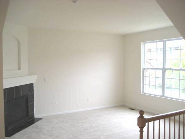 928 Charlton Lane, Naperville, IL 60563