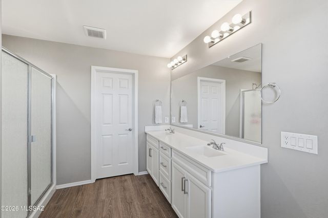 6668 E Via Arroyo Azul, Tucson, AZ 85756