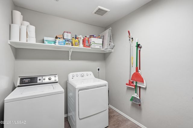 6668 E Via Arroyo Azul, Tucson, AZ 85756