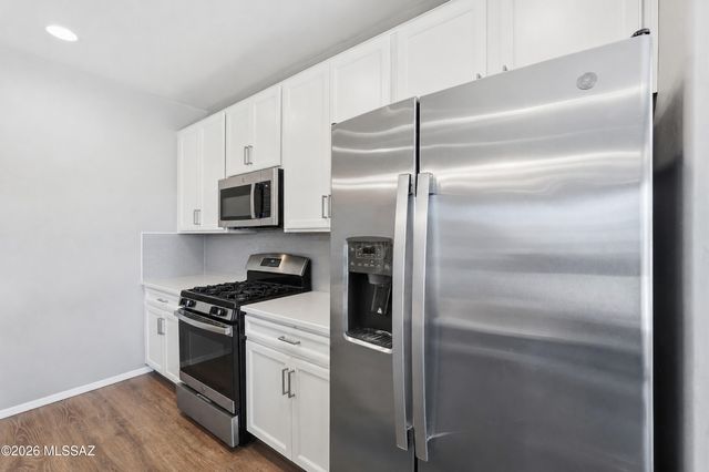 6668 E Via Arroyo Azul, Tucson, AZ 85756