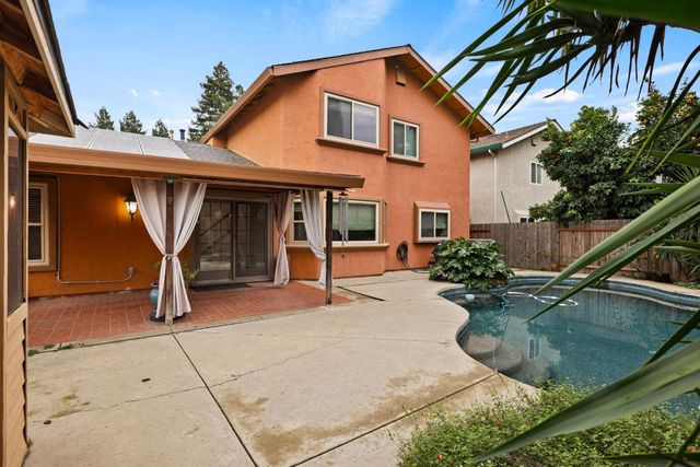3159 Doroteo Way, Sacramento, CA 95833