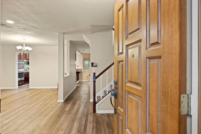 3159 Doroteo Way, Sacramento, CA 95833