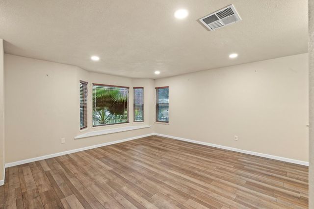 3159 Doroteo Way, Sacramento, CA 95833