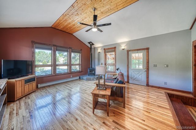 426 Leprechaun Lane, Howard, CO 81233