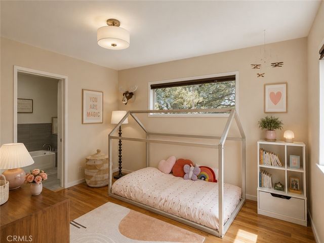 2932 Ledgewood, Los Angeles, CA 90068