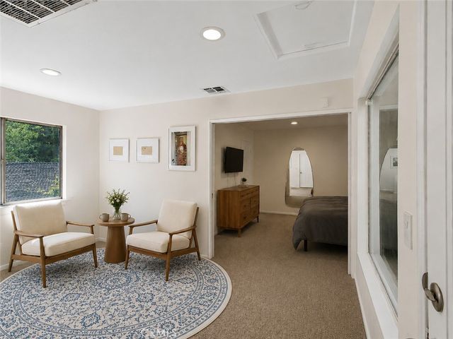 2932 Ledgewood, Los Angeles, CA 90068
