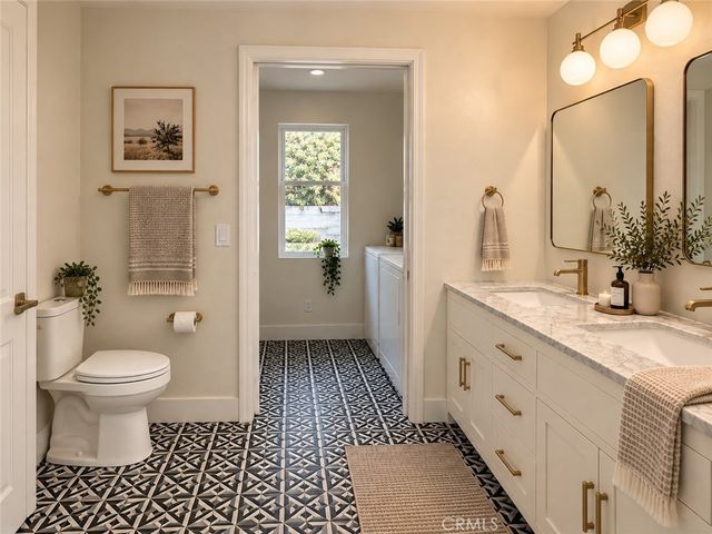 2932 Ledgewood, Los Angeles, CA 90068