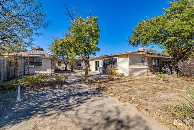 165 Edinburgh Road, San Angelo, TX 76901