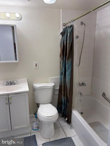 1528 MARION BARRY AVE SE, Washington, DC 20020