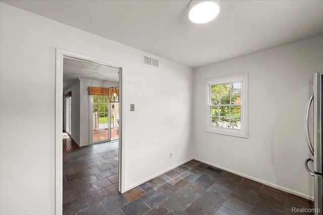 1000 Trailwood Path, Bloomfield Hills, MI 48301
