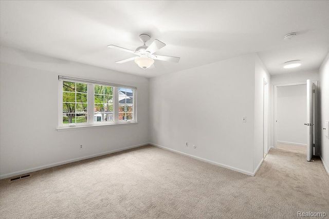 1000 Trailwood Path, Bloomfield Hills, MI 48301