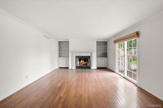 1000 Trailwood Path, Bloomfield Hills, MI 48301