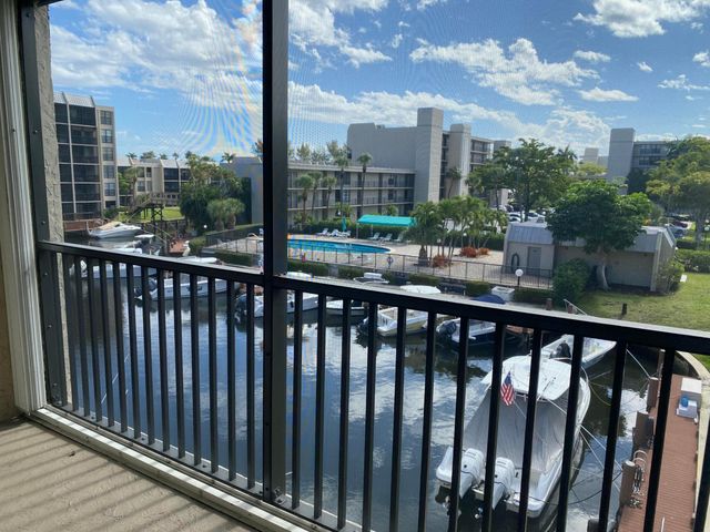 4 Royal Palm Way 308, Boca Raton, FL 33432