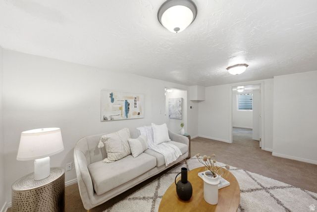 985 N AMERICAN BEAUTY DR, Salt Lake City, UT 84116