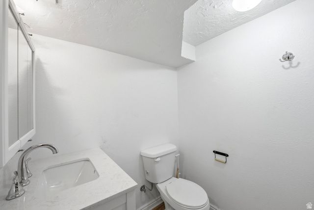 985 N AMERICAN BEAUTY DR, Salt Lake City, UT 84116