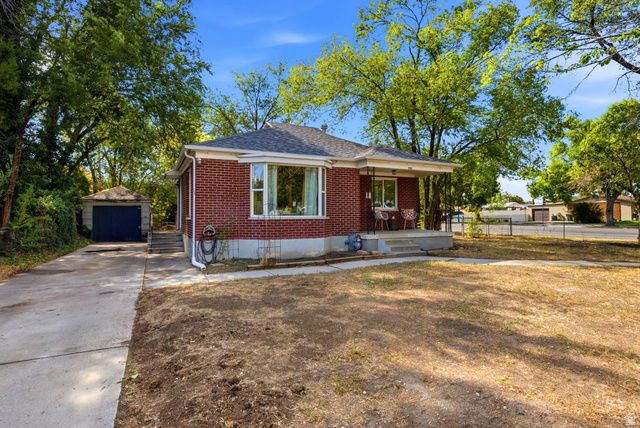 985 N AMERICAN BEAUTY DR, Salt Lake City, UT 84116